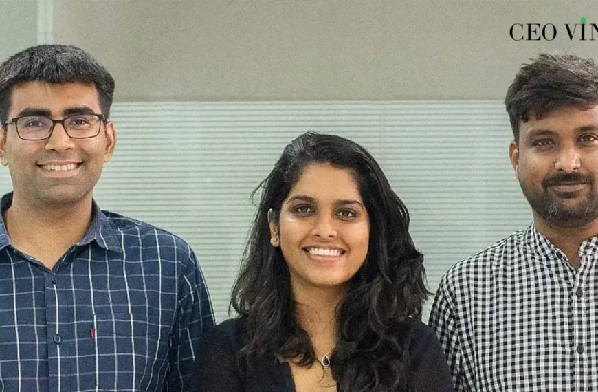 SportVot co-founders Sidhhant Agarwal, Shubhangi Gupta, and Yash Bhagwatka